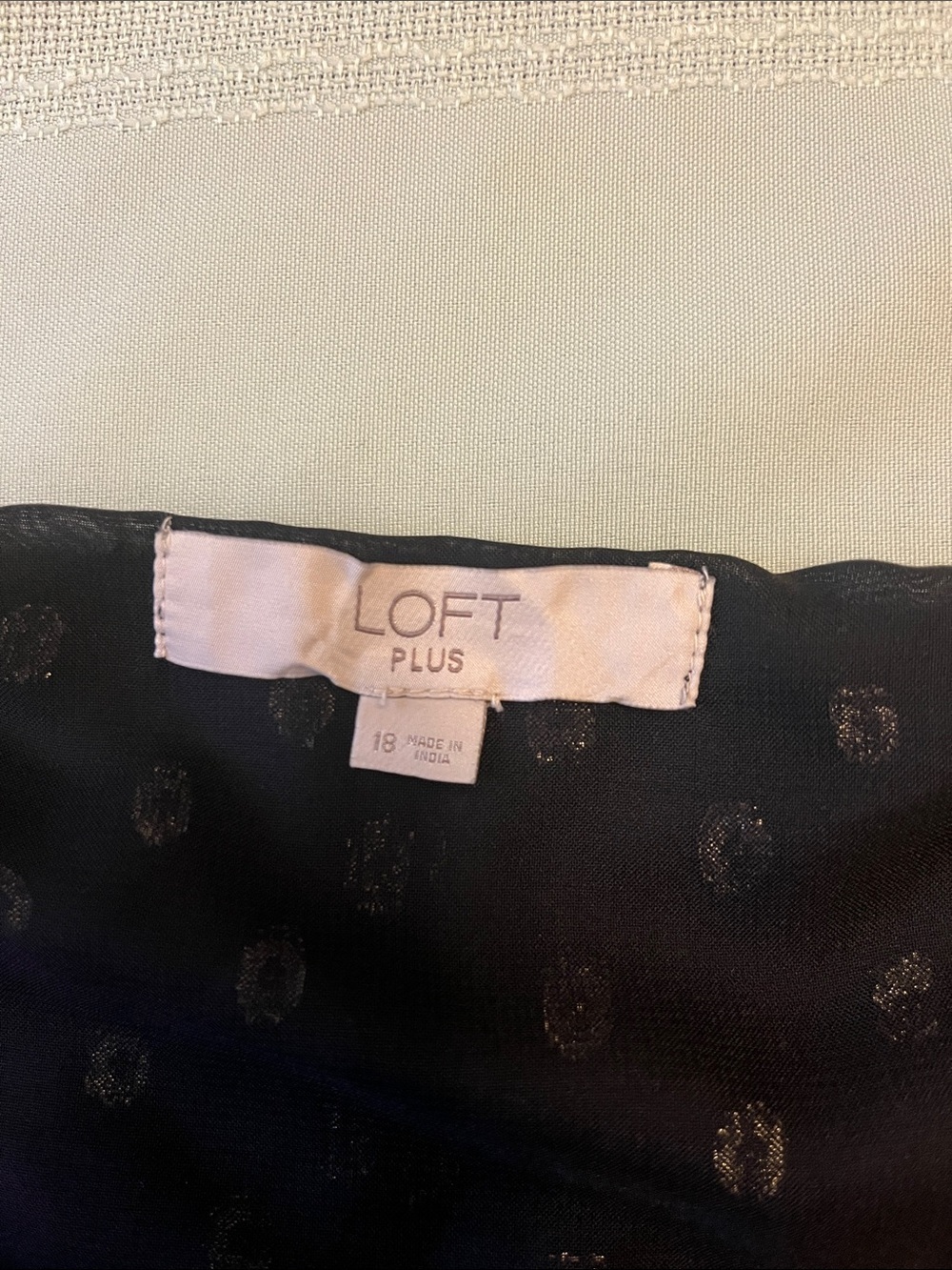 LOFT Black Polka Dot V-Neck Cami size 18 Plus - Picture 4 of 7